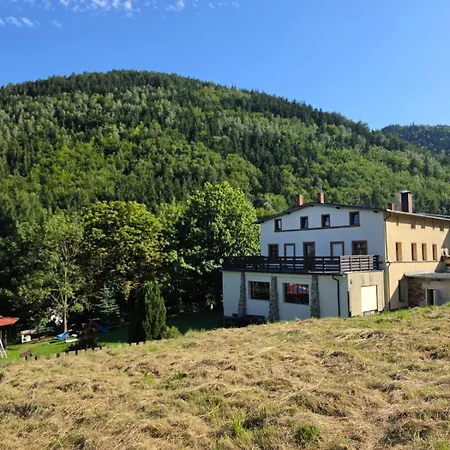 Zacisze Trzech Gor- Klimatyczne I Restauracja 팜스테이