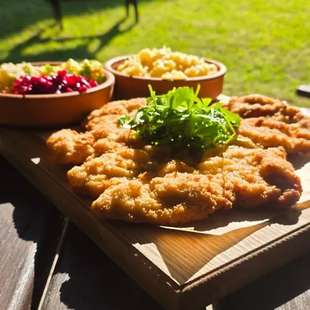 Zacisze Trzech Gor- Klimatyczne I Restauracja