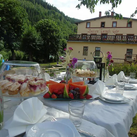 팜스테이 Zacisze Trzech Gor- Klimatyczne I Restauracja *