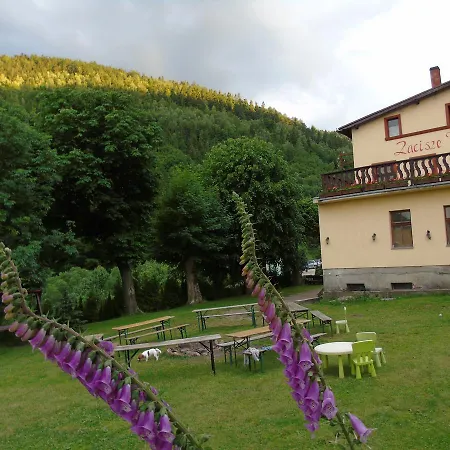 农家乐 Zacisze Trzech Gor 耶德利纳-兹德鲁伊